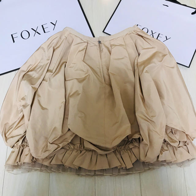 FOXEY(フォクシー)の【ご専用】FOXEY ☆美品☆ボリュームスカート レディースのスカート(ひざ丈スカート)の商品写真