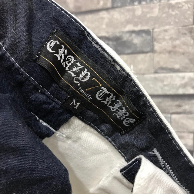 CRAZY TRIBE(クレイジートライブ)の半ズボン CRAZY TRIBE 白 ストレッチ メンズのパンツ(チノパン)の商品写真