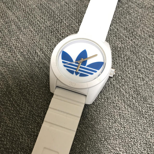 adidas(アディダス)のadidas 腕時計 レディースのファッション小物(腕時計)の商品写真