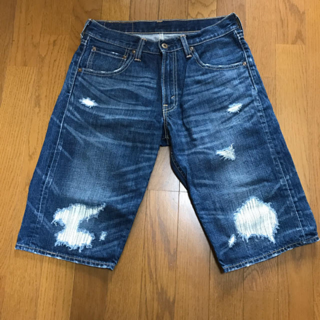 Levi's(リーバイス)のLevi's 半ズボン レディースのパンツ(ハーフパンツ)の商品写真