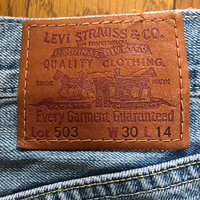 Levi's(リーバイス)のLevi's 半ズボン レディースのパンツ(ハーフパンツ)の商品写真