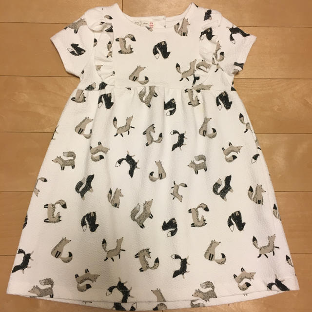 babyGAP(ベビーギャップ)のzara baby ザラベビー ワンピース キッズ/ベビー/マタニティのキッズ服女の子用(90cm~)(ワンピース)の商品写真