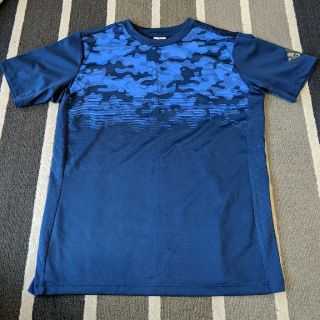 アディダス(adidas)のadidas　Tシャツ(Tシャツ/カットソー)