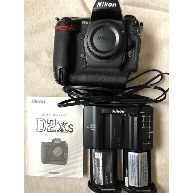 Nikon D5600 ダブルズームキット TOSHIBASDカード128GB付