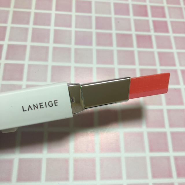 LANEIGE(ラネージュ)の未使用   LANEIGE ツートーンリップバー コスメ/美容のベースメイク/化粧品(口紅)の商品写真