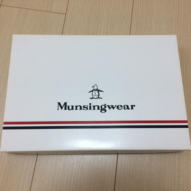 Munsingwear(マンシングウェア)の専用です！ Munsingwear フェイスタオル2枚セット 箱なしお値引き！ インテリア/住まい/日用品の日用品/生活雑貨/旅行(タオル/バス用品)の商品写真