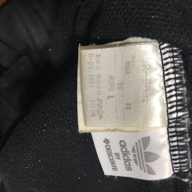 adidas(アディダス)の【Tomatoさん専用】USED adidas アディダス ハーフパンツ メンズのパンツ(その他)の商品写真