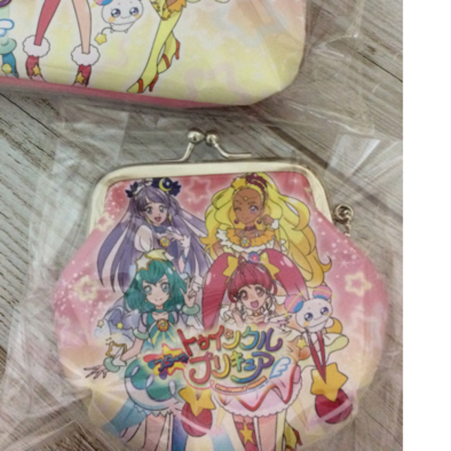 トゥインクルプリキュア 財布 非売品 エンタメ/ホビーのおもちゃ/ぬいぐるみ(キャラクターグッズ)の商品写真