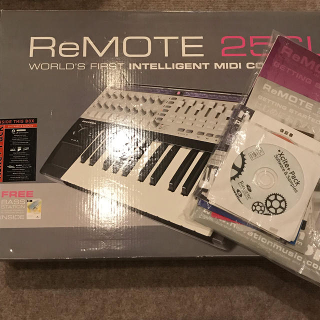 Novation ReMOTE 25SL 動確済/備品完備/選択あり 楽器のDTM/DAW(オーディオインターフェイス)の商品写真