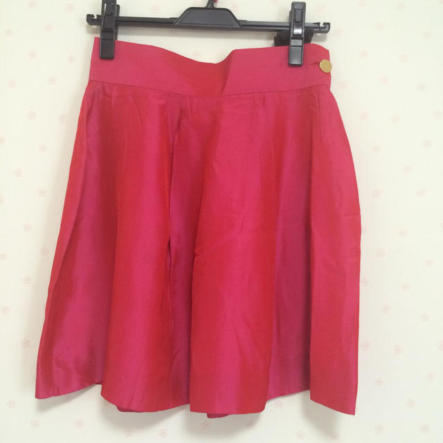 Vivienne Westwood(ヴィヴィアンウエストウッド)のヴィヴィアン スカート レディースのスカート(ひざ丈スカート)の商品写真