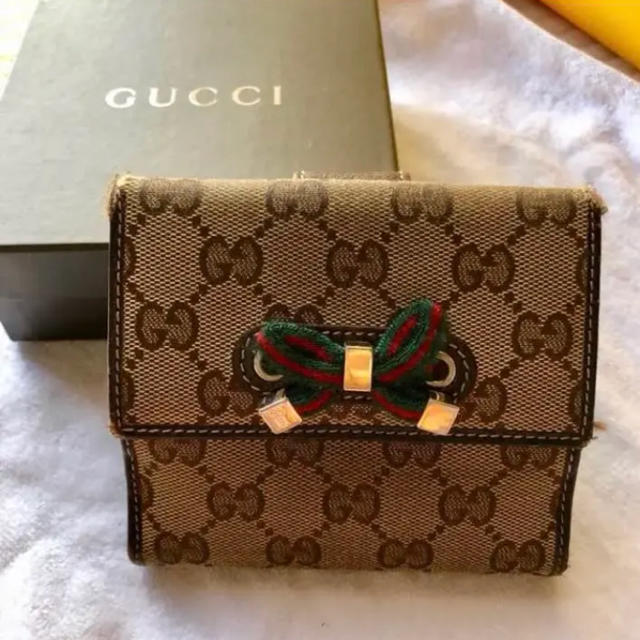 GUCCI グッチ 二つ折り財布 リボン | フリマアプリ ラクマ