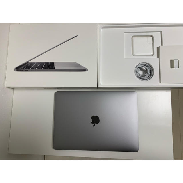 スマホ/家電/カメラ極美品！！MacBook pro2017