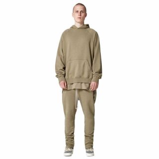 フィアオブゴッド(FEAR OF GOD)のFOG essentials  プルオーバーパーカー フーディー(パーカー)