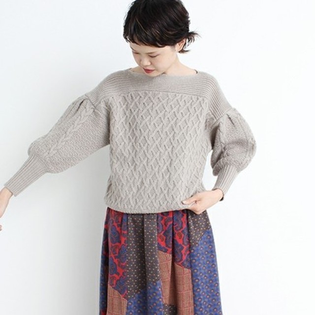 note et silence(ノートエシロンス)の美品♪cardo fabrica袖ケーブルボートネックプルオーバー レディースのトップス(ニット/セーター)の商品写真