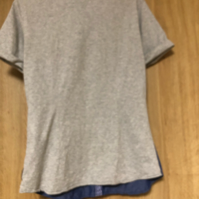 ARMANI JUNIOR(アルマーニ ジュニア)のアルマーニジュニア シャツ14 キッズ/ベビー/マタニティのキッズ服男の子用(90cm~)(Tシャツ/カットソー)の商品写真