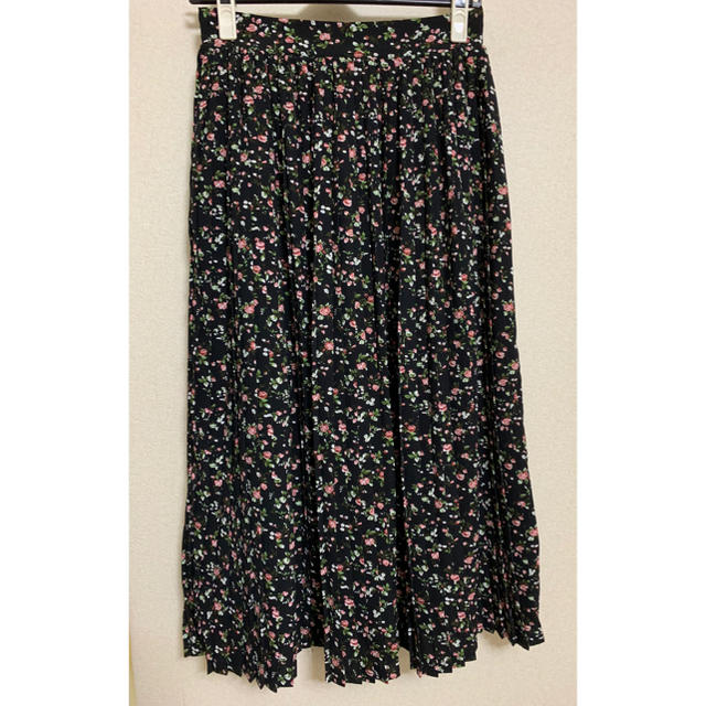 WEGO(ウィゴー)の花柄プリーツスカート レディースのスカート(ロングスカート)の商品写真