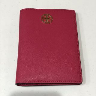 トリーバーチ(Tory Burch)のトリーバーチ パスポートケース(パスケース/IDカードホルダー)