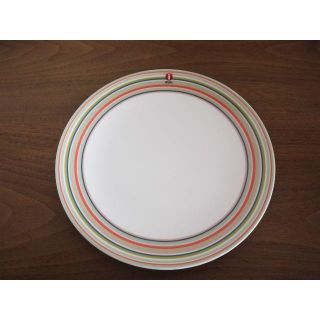 イッタラ(iittala)のイッタラ　origo　オリゴ　グリーン　プレート　新品　　　(食器)