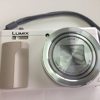 パナソニック(Panasonic)のパナソニック LUMIX DMC-TZ85 ホワイト / 白色 (コンパクトデジタルカメラ)