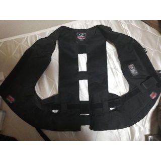 中古美品】乗馬用 hit-air Mサイズ エアバッグ プロテクター ベストの