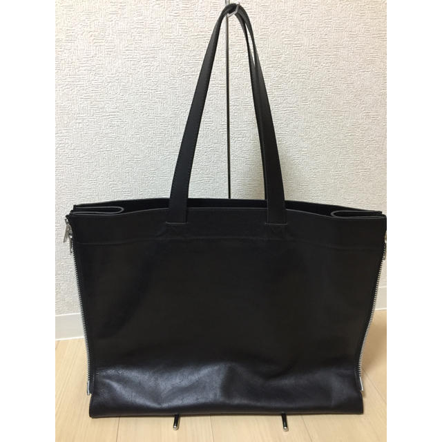 Yohji Yamamoto(ヨウジヤマモト)の5%offクーポン使用可！ヨウジヤマモト  ジップ レザートート 極美品 メンズのバッグ(トートバッグ)の商品写真