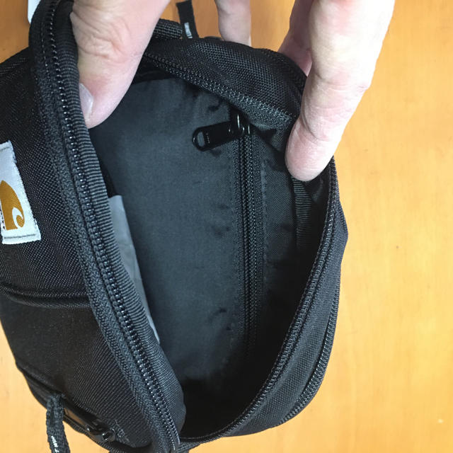 carhartt wip essentials bag ブラック