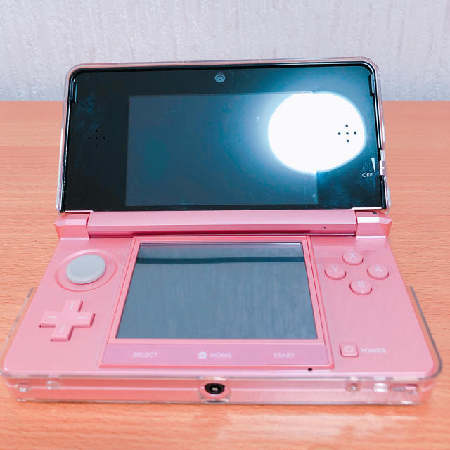 ニンテンドー3DS(ニンテンドー3DS)の任天堂 3DS 本体 ミスティピンク エンタメ/ホビーのゲームソフト/ゲーム機本体(携帯用ゲーム機本体)の商品写真