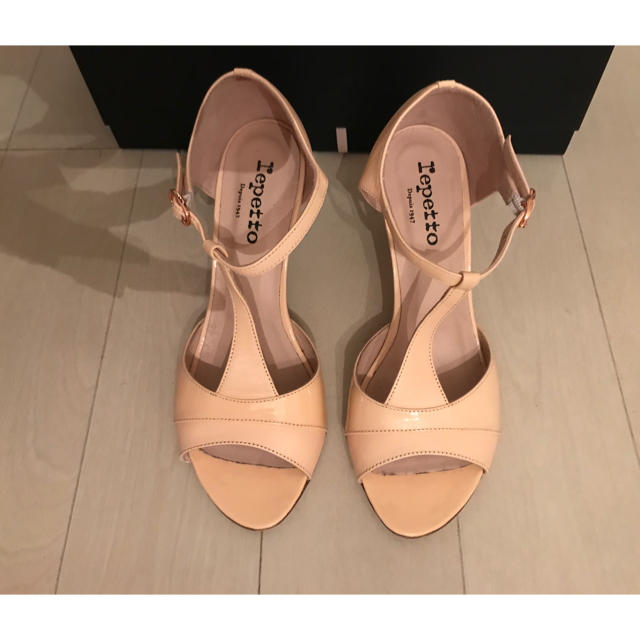 repetto(レペット)のレペット♪ ピンクベージュ オープントゥパンプス 36 レディースの靴/シューズ(ハイヒール/パンプス)の商品写真