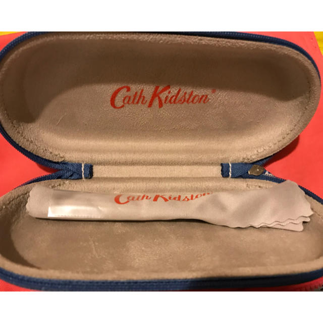 Cath Kidston(キャスキッドソン)のキャスキッドソンメガネケース レディースのファッション小物(サングラス/メガネ)の商品写真