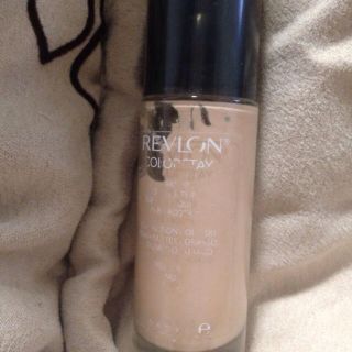 レブロン(REVLON)のカラーステイファンデ(その他)