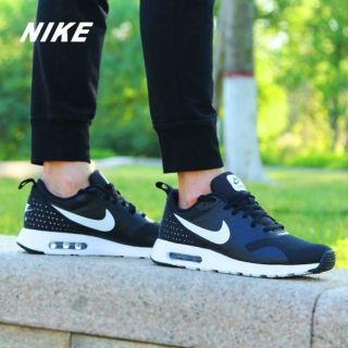 ナイキ(NIKE)の
定価12600円限定即完売!ナイキエアマックスタバス新品高性能スニーカー人気紺(スニーカー)