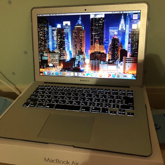 Macbook Air 2015 13インチ　オマケ多数！