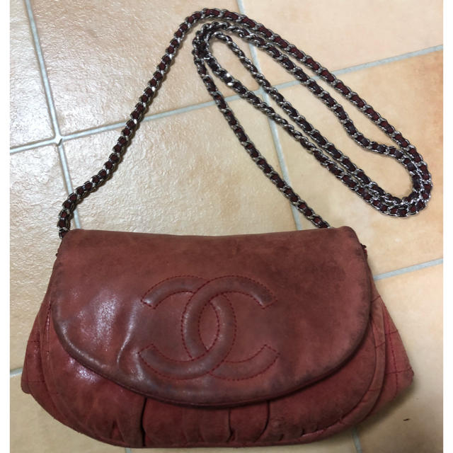 CHANEL チェーンウォレット ＊ ハーフムーン ♡正規品♡