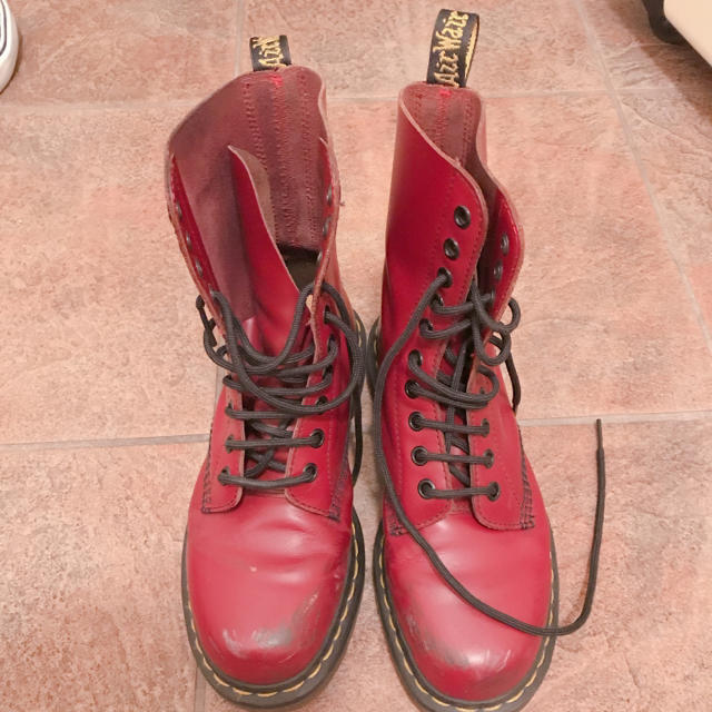 Dr.Martens(ドクターマーチン)のDr.Martens 10ホール チェリーレッド レディースの靴/シューズ(ブーツ)の商品写真