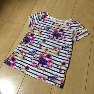 エイチアンドエム(H&M)のH&M☆花柄ボーダーTシャツ128(その他)