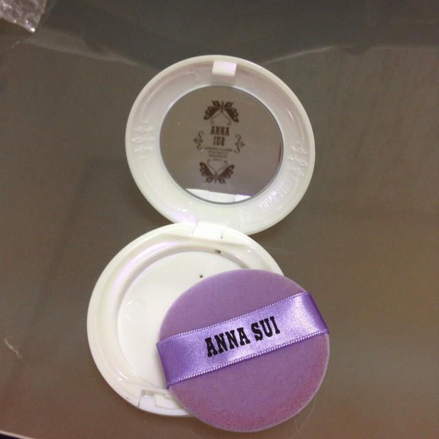 ANNA SUI(アナスイ)のANNA SUI パウダーケース コスメ/美容のベースメイク/化粧品(その他)の商品写真