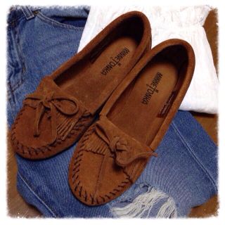 ミネトンカ(Minnetonka)のモカシン(ローファー/革靴)