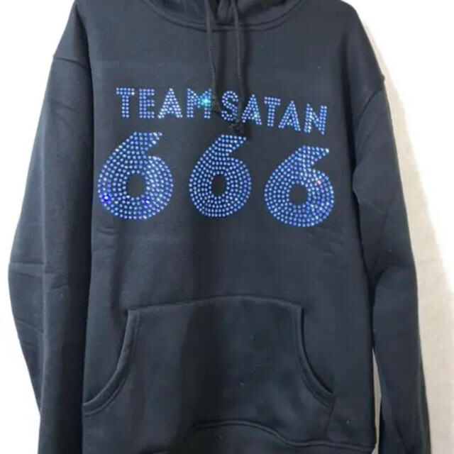 666(シックスシックスシックス)のteam  satan 666 hoodie black/blun メンズのトップス(パーカー)の商品写真