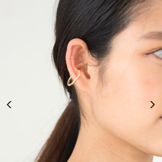 ハイク(HYKE)の人気完売HYKE EAR cuff ゴールド＋mm6ロンハーマン(イヤーカフ)