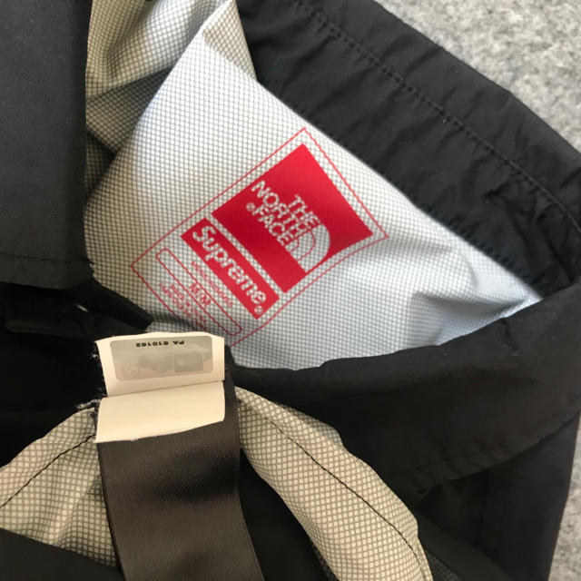 Supreme(シュプリーム)のSupreme x The North Face コーチ ジャケット メンズのジャケット/アウター(ナイロンジャケット)の商品写真