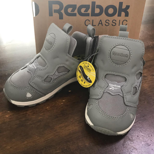 Reebok(リーボック)のReebokスニーカー13㎝ キッズ/ベビー/マタニティのベビー靴/シューズ(~14cm)(スニーカー)の商品写真