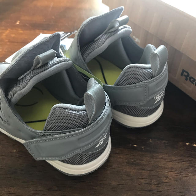 Reebok(リーボック)のReebokスニーカー13㎝ キッズ/ベビー/マタニティのベビー靴/シューズ(~14cm)(スニーカー)の商品写真