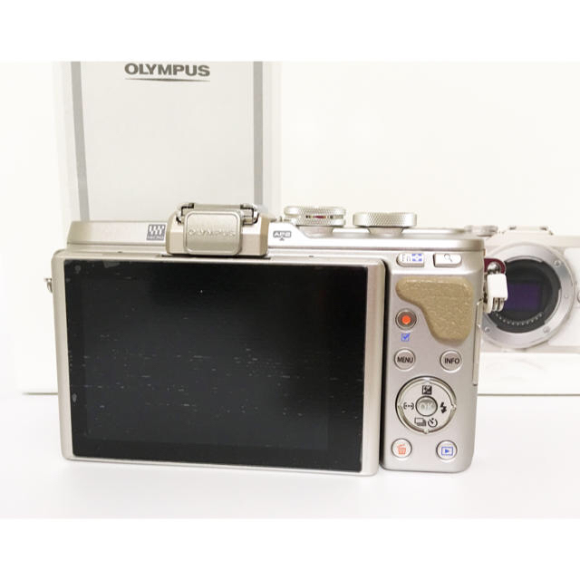 新品❤️大人気 OLYMPUS PL8 ブラウン レンズセット  ホワイト