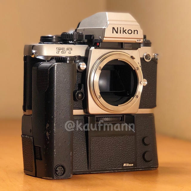 Nikon(ニコン)のニコンF3/Tシルバー モードラ付き 撮影確認済み スマホ/家電/カメラのカメラ(フィルムカメラ)の商品写真