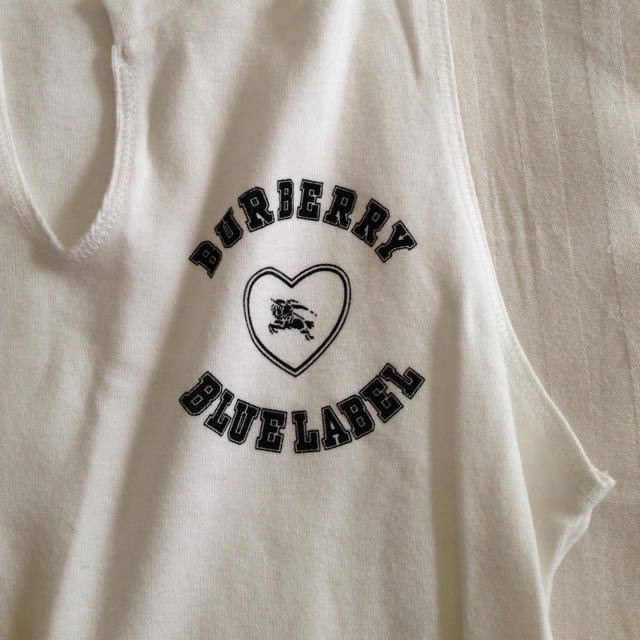 BURBERRY(バーバリー)のバーバリーブルーレーベル タンクトップ レディースのトップス(Tシャツ(半袖/袖なし))の商品写真