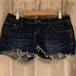 アバクロンビーアンドフィッチ(Abercrombie&Fitch)の【値下げ】アバクロ デニムショーパン インディゴ XS(ショートパンツ)