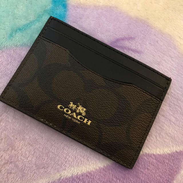 COACH(コーチ)の新品 COACH カードケース ダークブラウン  レディースのファッション小物(名刺入れ/定期入れ)の商品写真