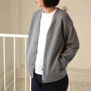 COMOLI(カーディガン ・ グレー/灰色系)のフリマアイテム一覧 COMOLI(カーディガン ・ グレー/灰色系)のフリマアイテム一覧