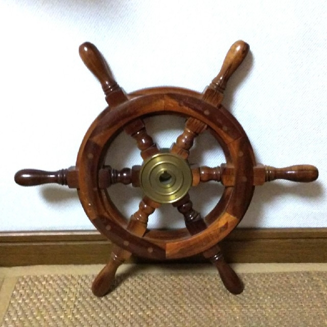 船のハンドル(舵輪)の通販 by モジャミ's shop|ラクマ 船のハンドル(舵輪)の通販 by モジャミ's shop|ラクマ