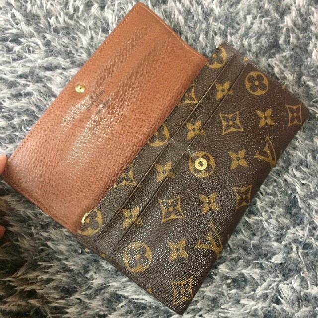 LOUIS VUITTON(ルイヴィトン)のルイヴィトン長財布 レディースのファッション小物(財布)の商品写真